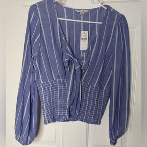 NWT American Eagle Blue and White V-Neck with tie blouse.  Sz. M